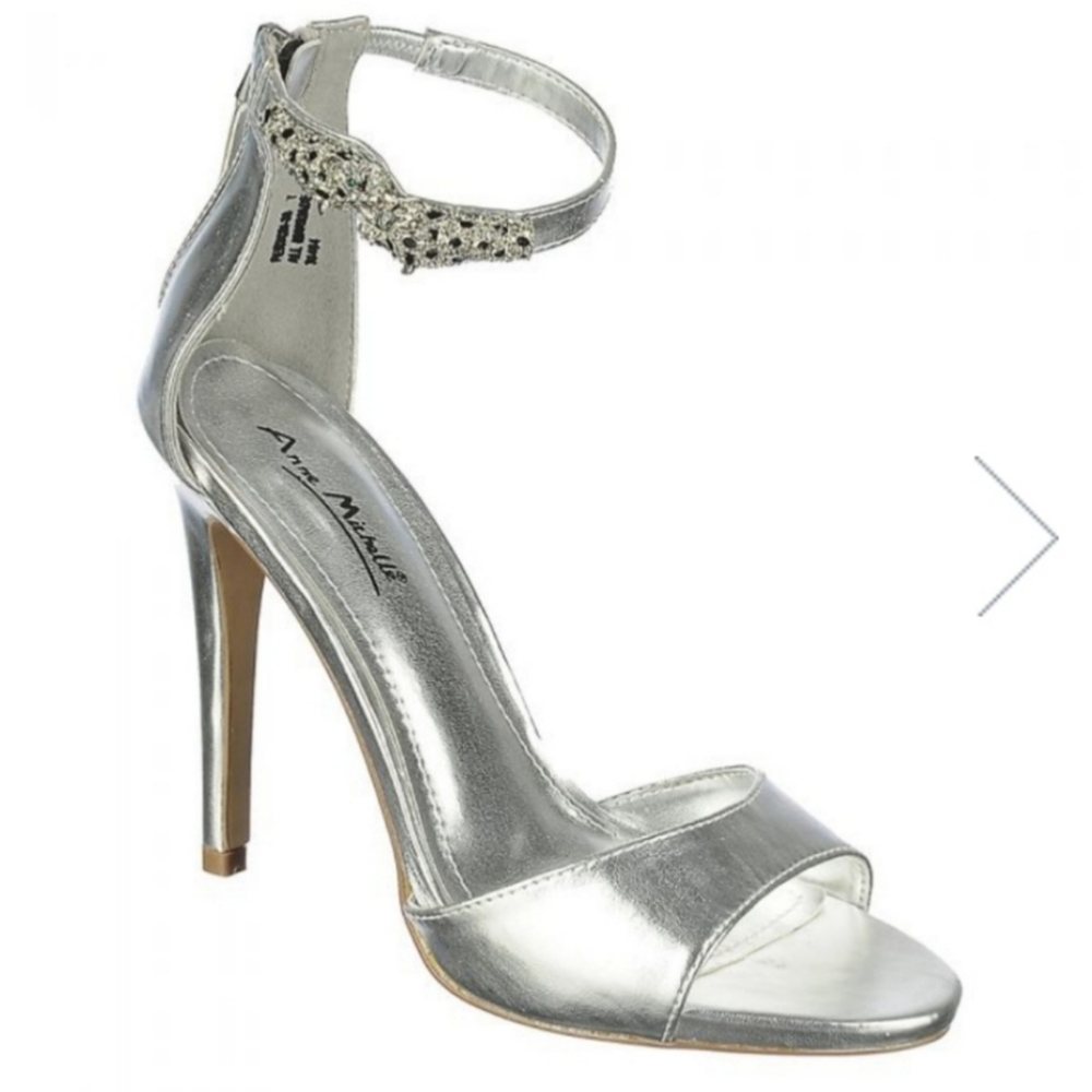 14 Silver high heel with rhinestones
